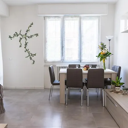 Milano Business Balcony Flat Apartment Exterior photo