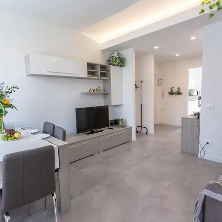 Milano Business Balcony Flat Apartment Exterior photo