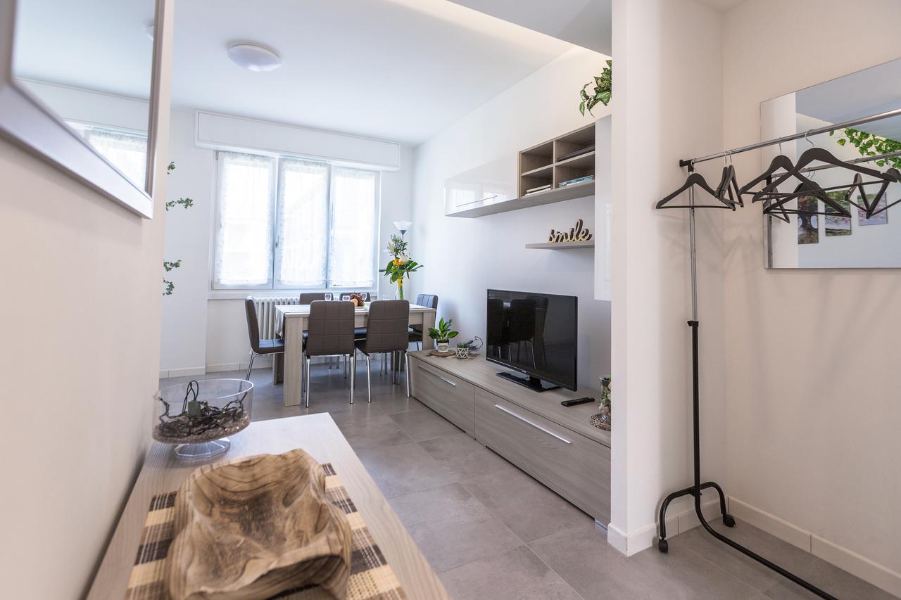 Business Balcony Flat Apartamento *